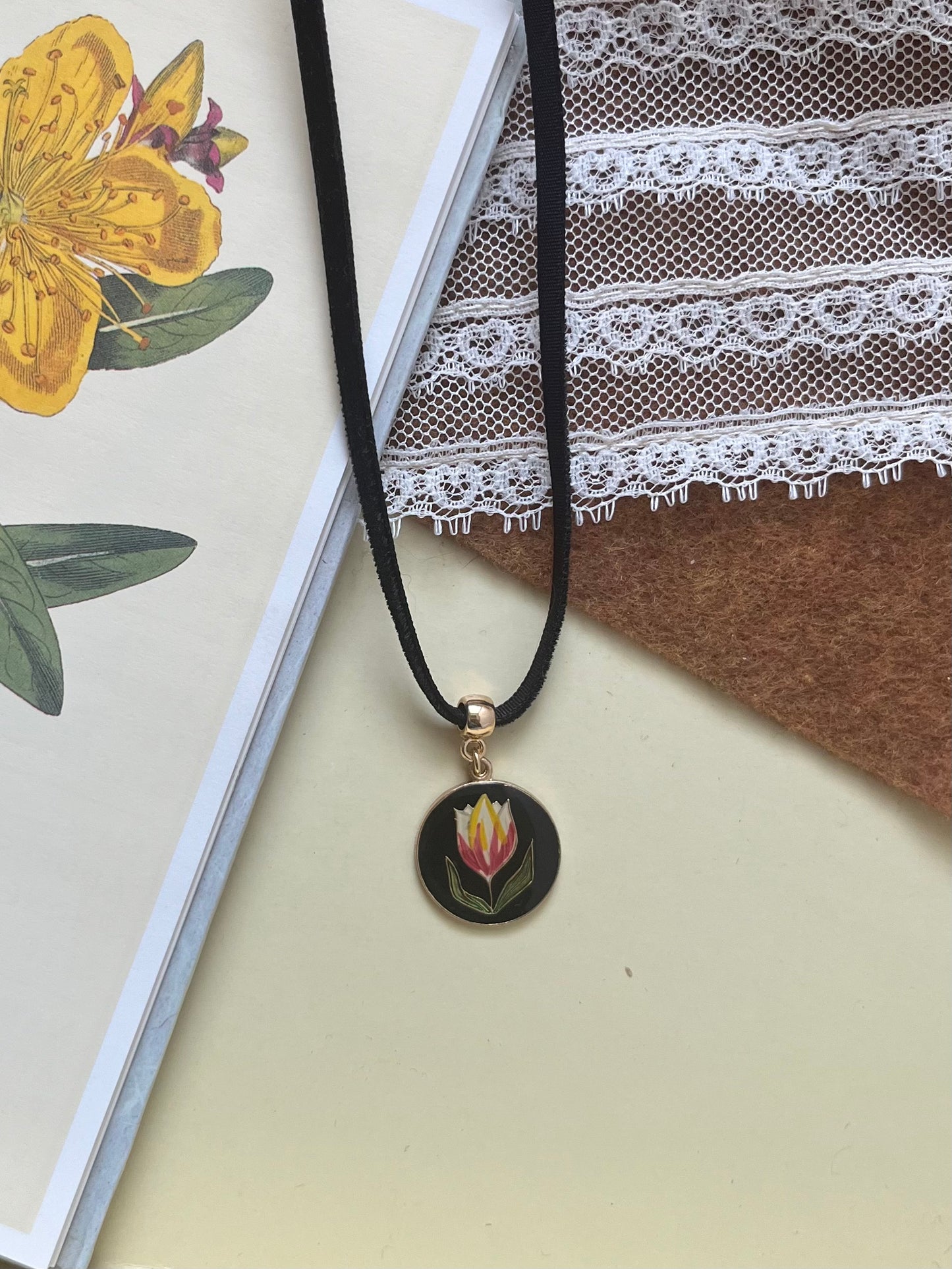 Lilith Velvet Necklace
