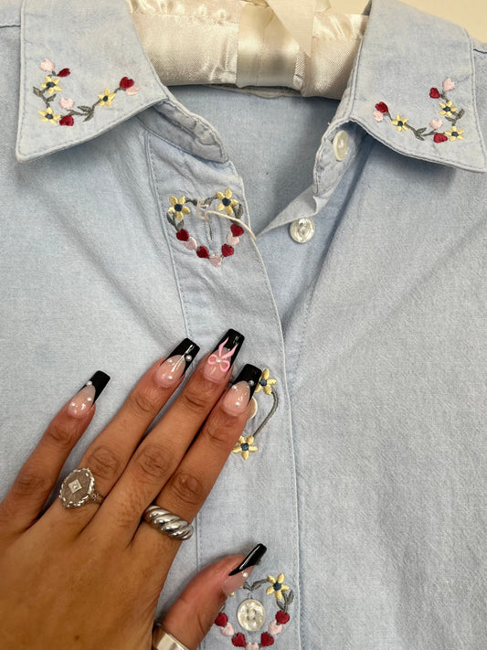 90s Embroidered Hearts Button Up