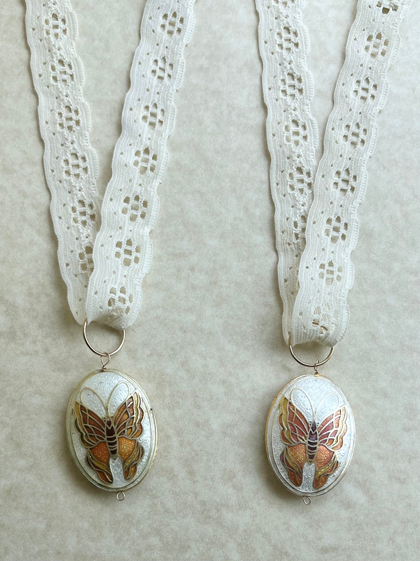 Mona Butterfly Choker