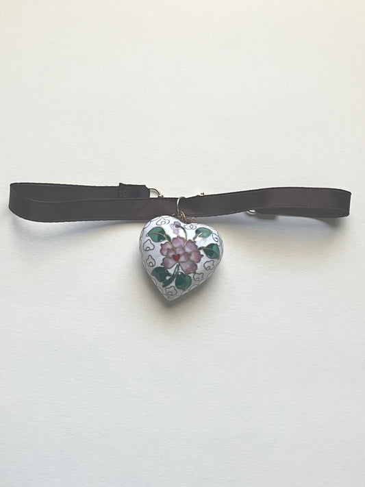 Duchess Ribbon Choker