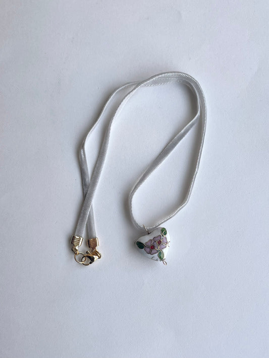 Amore Velvet Necklace